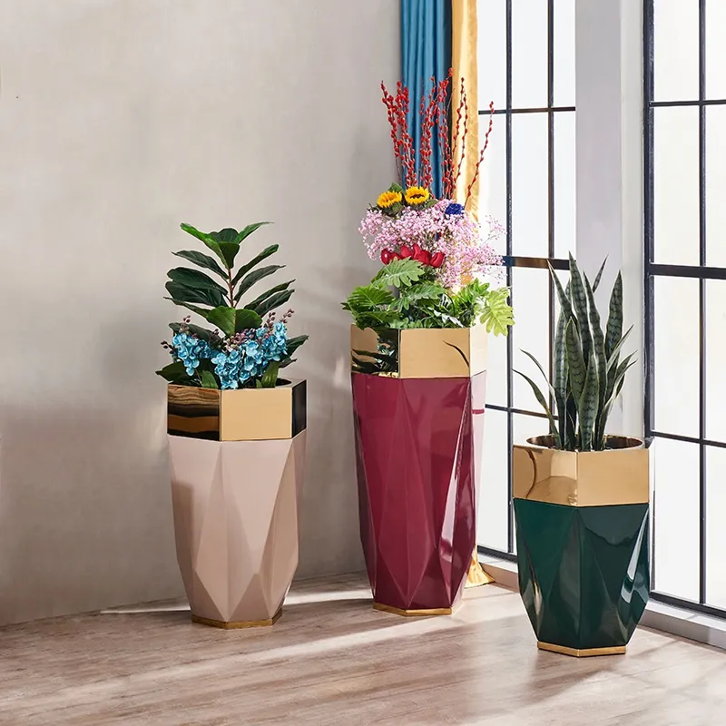 Combinación de artículos de flores de tela metálica