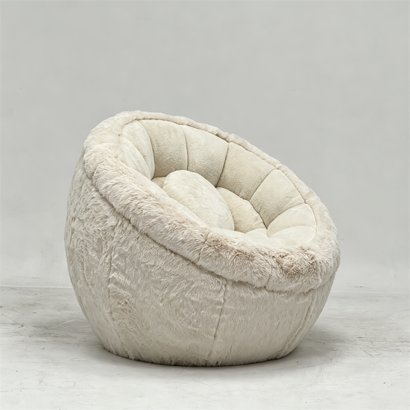 Fluffy egg-shaped casual armchair suitable for Arab villas
