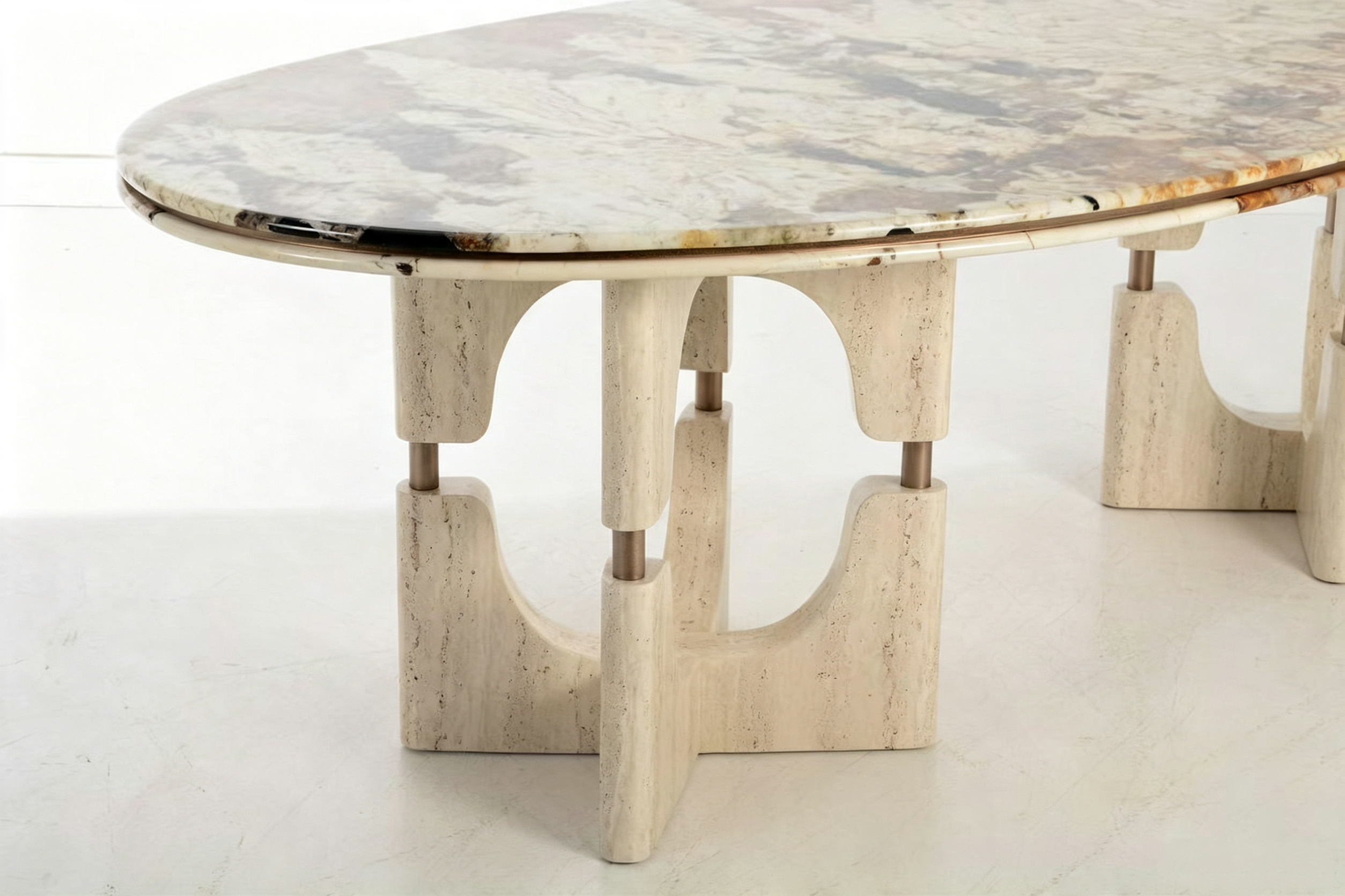 Abstract marble oval coffee table in Dubai villa - Image 3