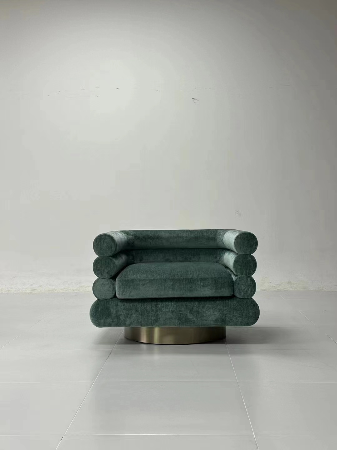 Luxury Stacked Tube Accent Swivel Chair for Middle Villa Home Decor - Image 2